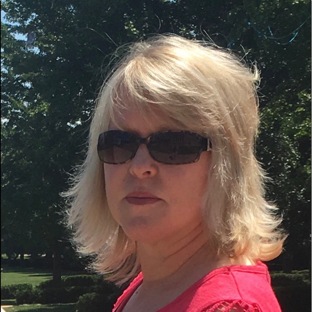 Meet your Posher, Marsha